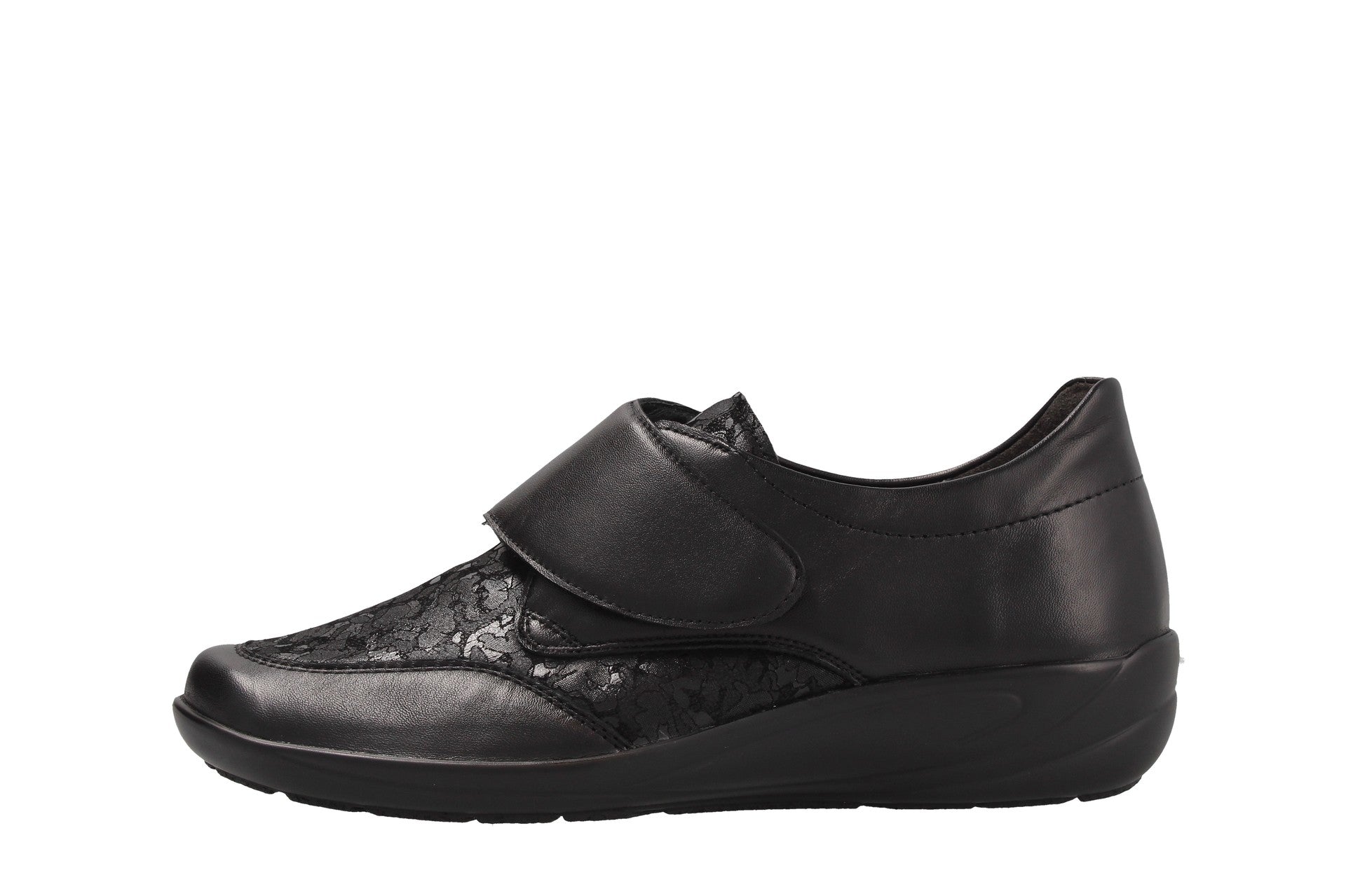 Birgit – black – lace-up shoe